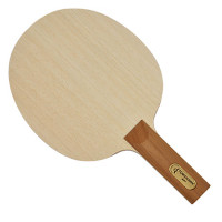 Der Materialspezialist Tomahawk - Holz aus einem ungeraden Blickwinkel